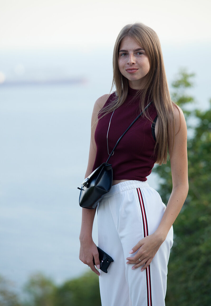 Олечка, 24 года, 0 размер груди